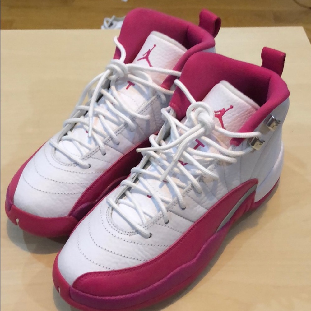Jordan 12 Retro